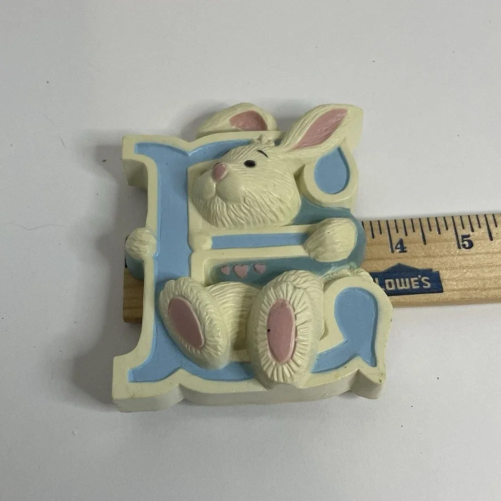 Burwood Nursery Plastic Wall Decoration Ivory Pink Blue LOVE Bunny Rabbit 1991
